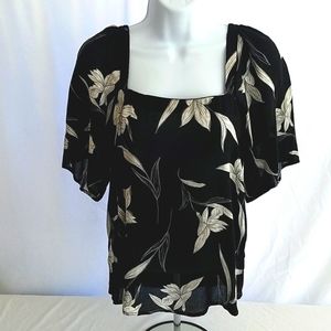 A New Day Women's Black & White Floral Short Sleeve Blouse Size XS